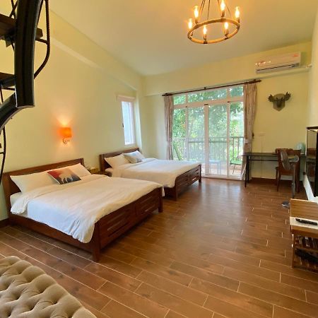 Bed and Breakfast Deer House Luye Exterior foto